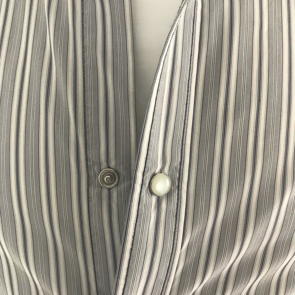 Men’s Banana Republic Snap Down Striped Shirt. Make an offer! - Picture 2 of 4